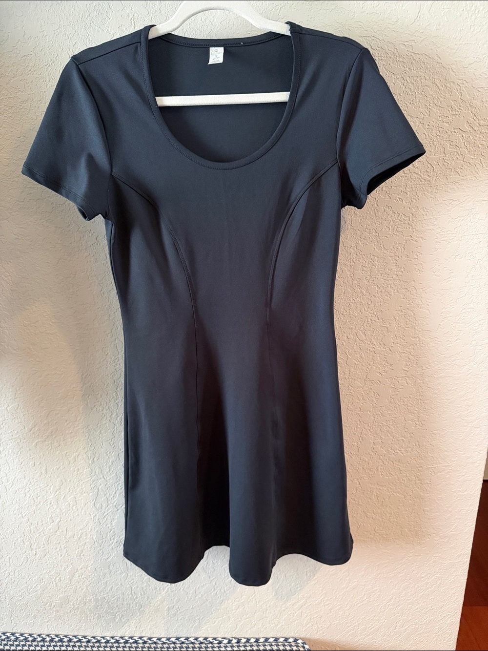 Fitted Black Athletic Short Sleeve Dress Size S